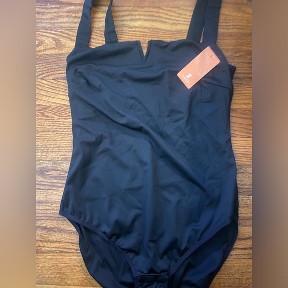 Feeling Girl Body Suit womens size L-NWT - Picture 1 of 2